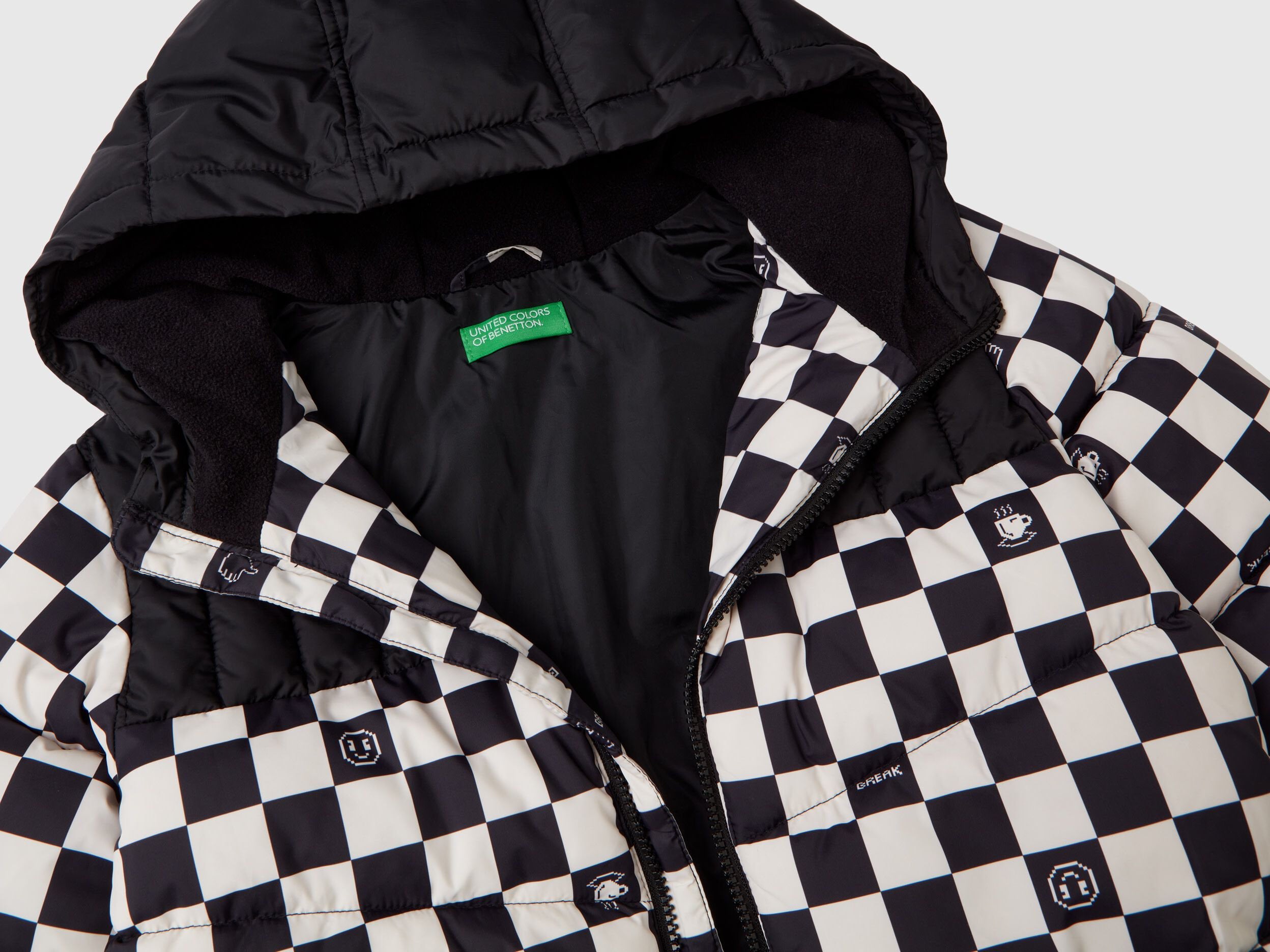 Padded Jacket With Checkered Print_2DFVCN02M_63F_03
