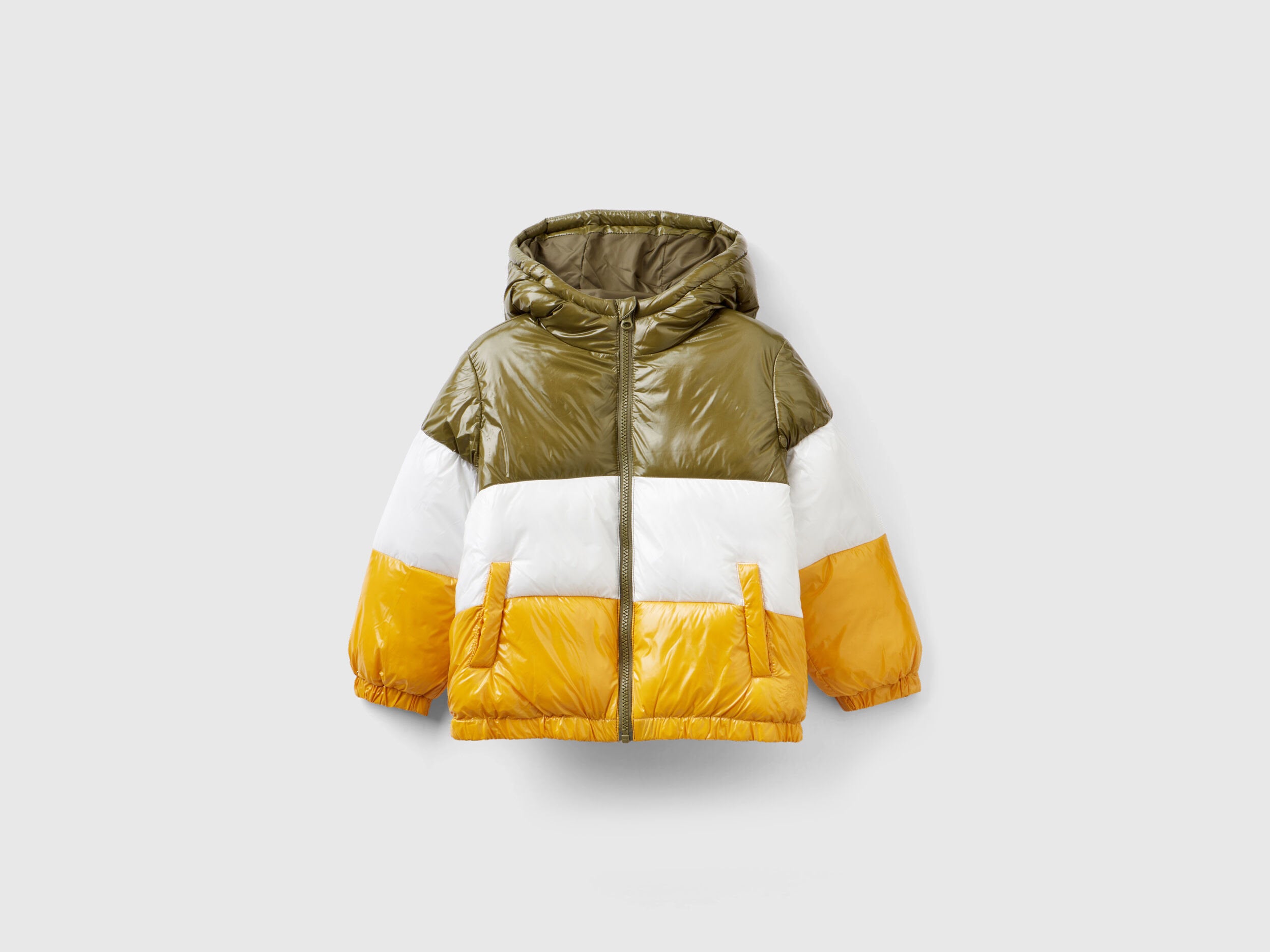 Color Block Padded Jacket_2O3AGN01M_913_01