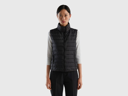 Sleeveless Puffer Jacket With Recycled Wadding_2TWDDJ003_100_01