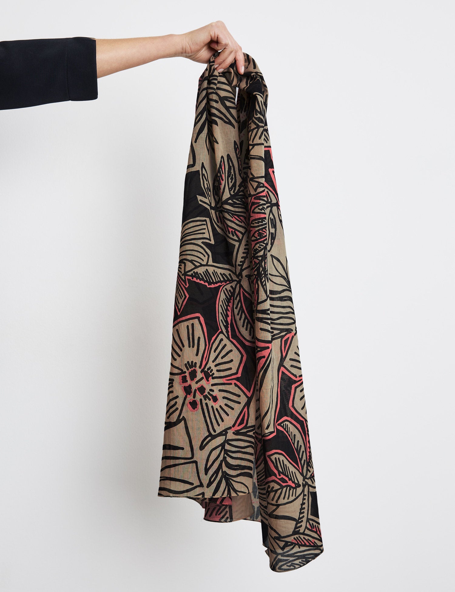 Floral Patterned Cotton Scarf_301000-72004_9018_04
