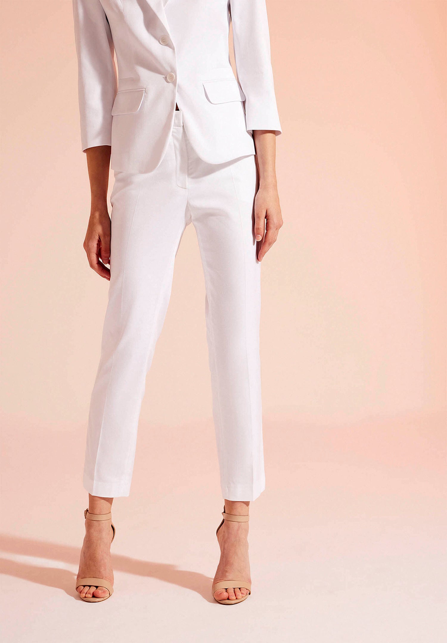 White Cropped Dress Trousers_01