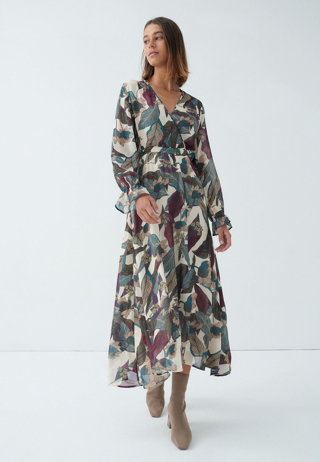 Multi-Color Long Sleeve Maxi Dress_01