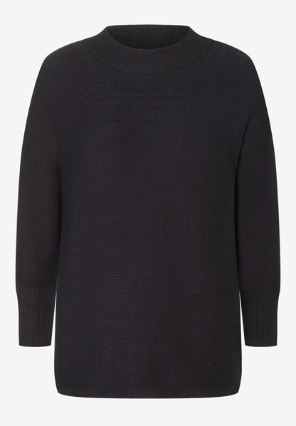 Black Pullover With 3/4 Sleeve_31081052_0790_02