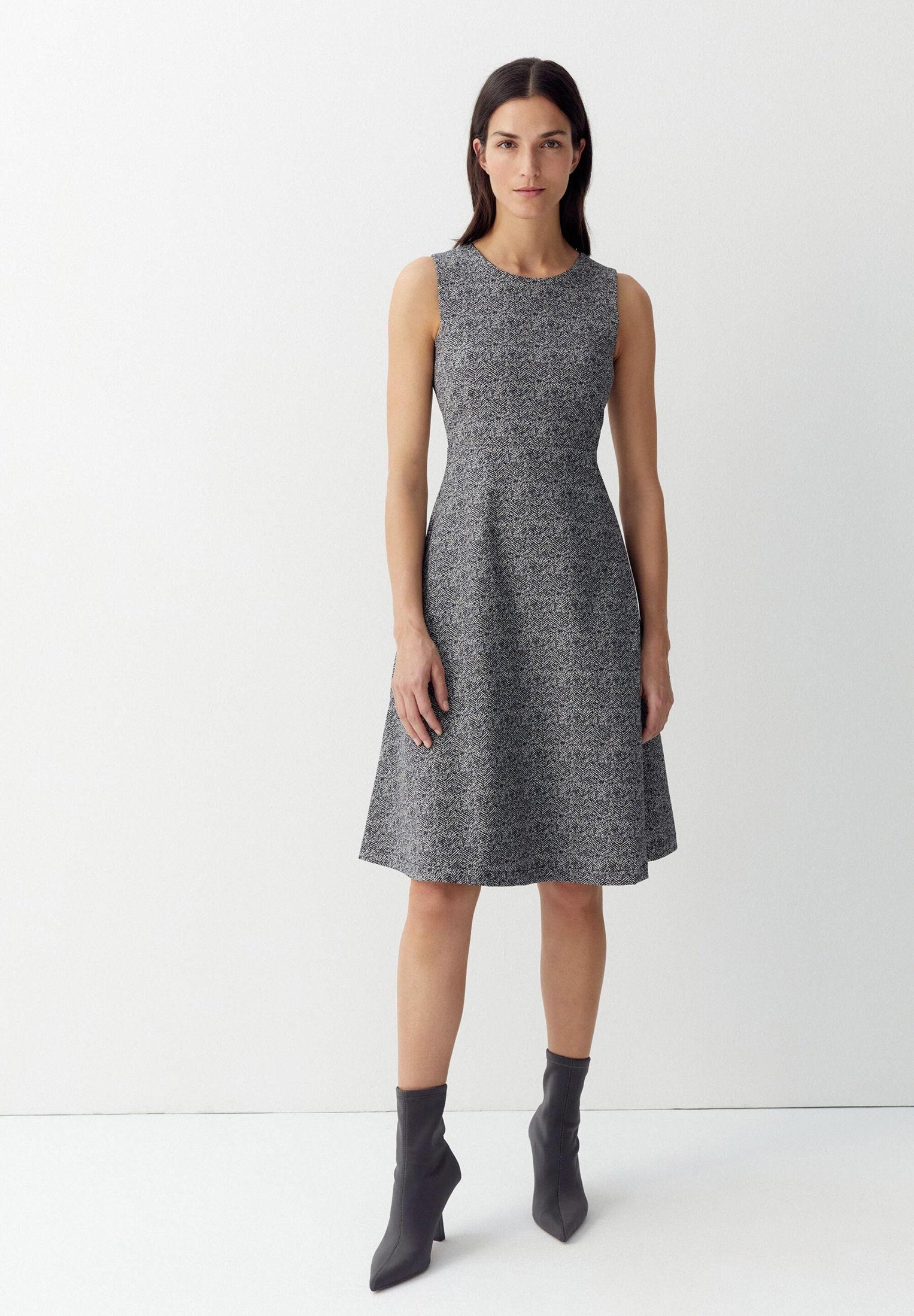 Jacquard Sheath Dress_31093004_2790_01