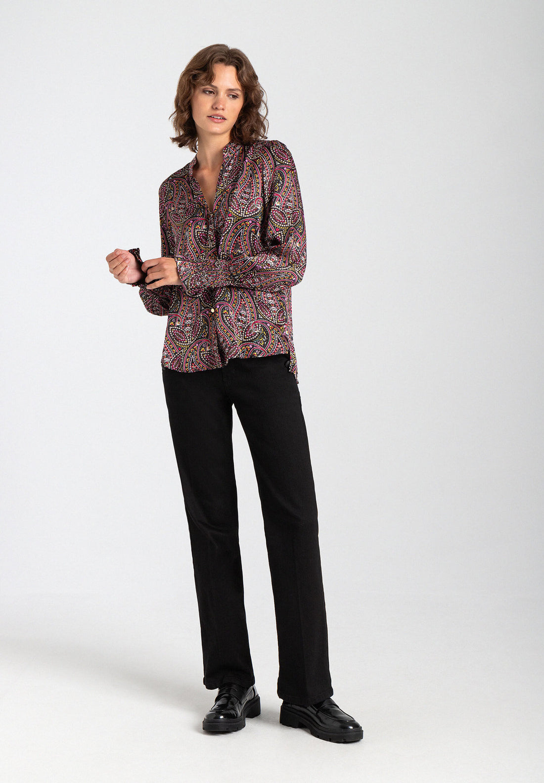 Satin Blouse In Paisley Print_31102053_6790_02