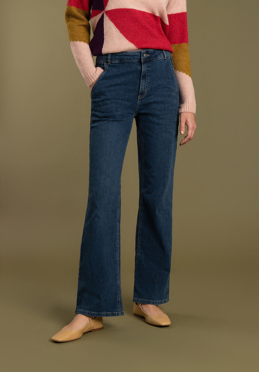 Straight Jeans_31114200_0963_01