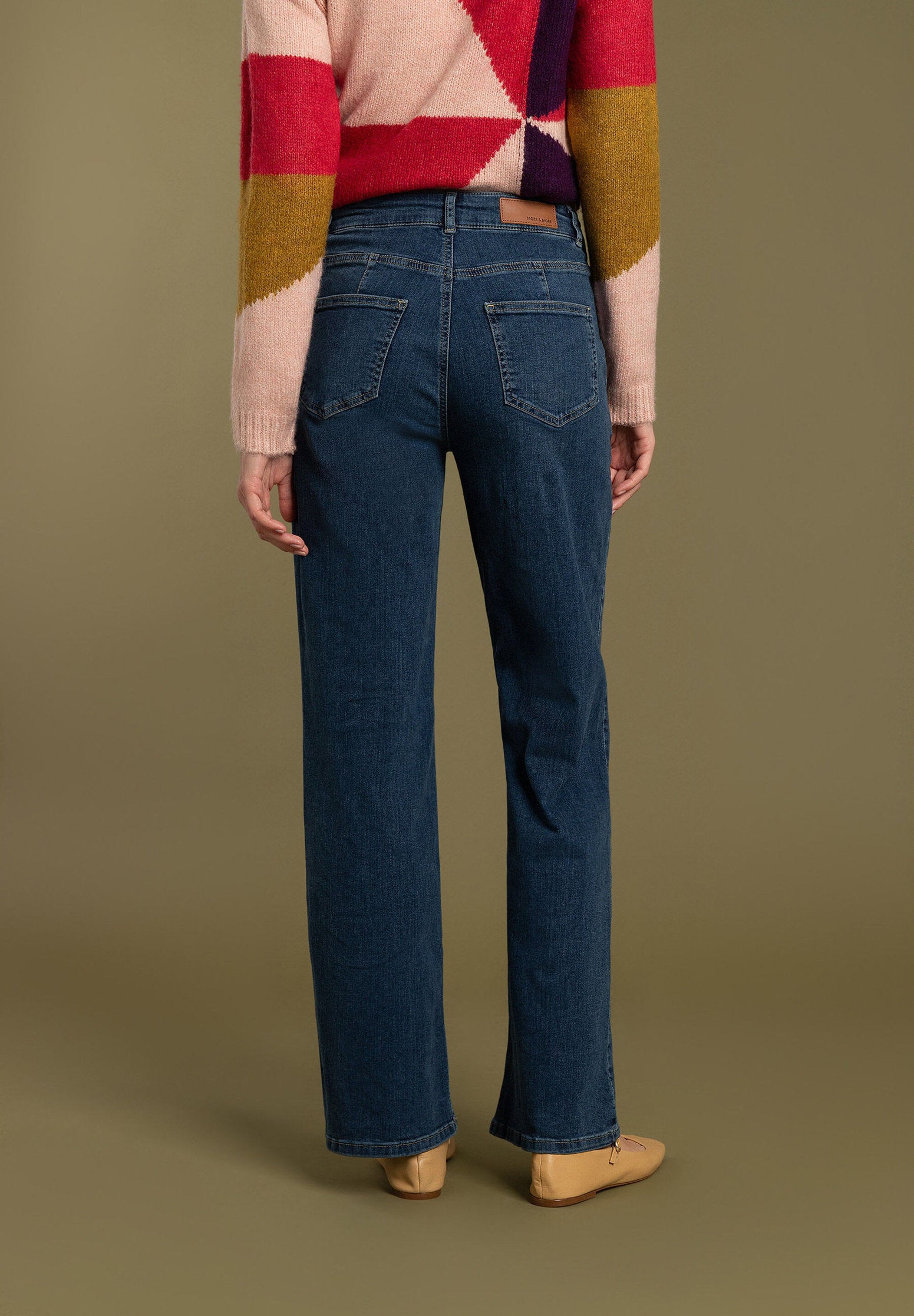 Straight Jeans_31114200_0963_02
