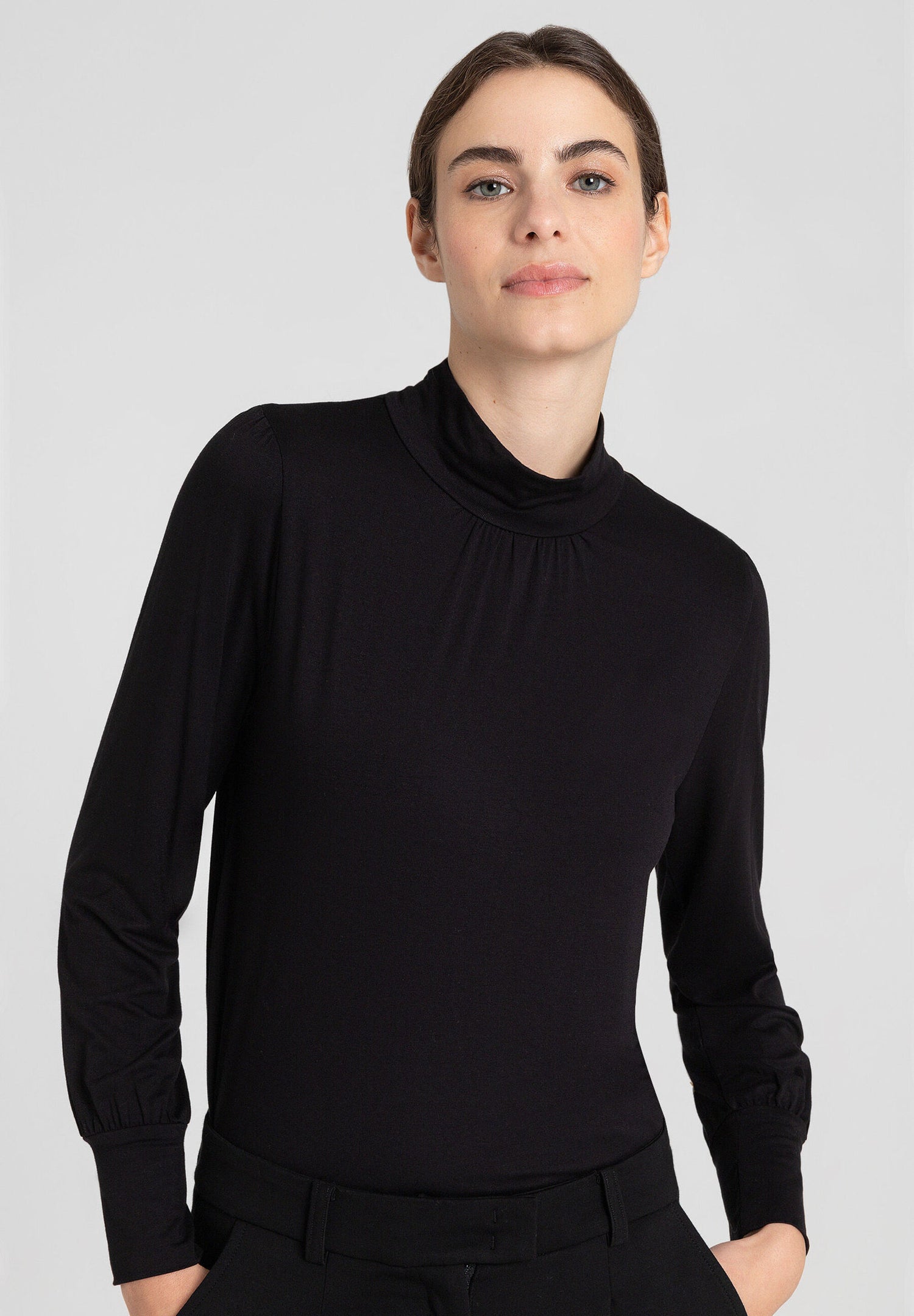 Black Long Sleeve Shirt_31120053_0790_01