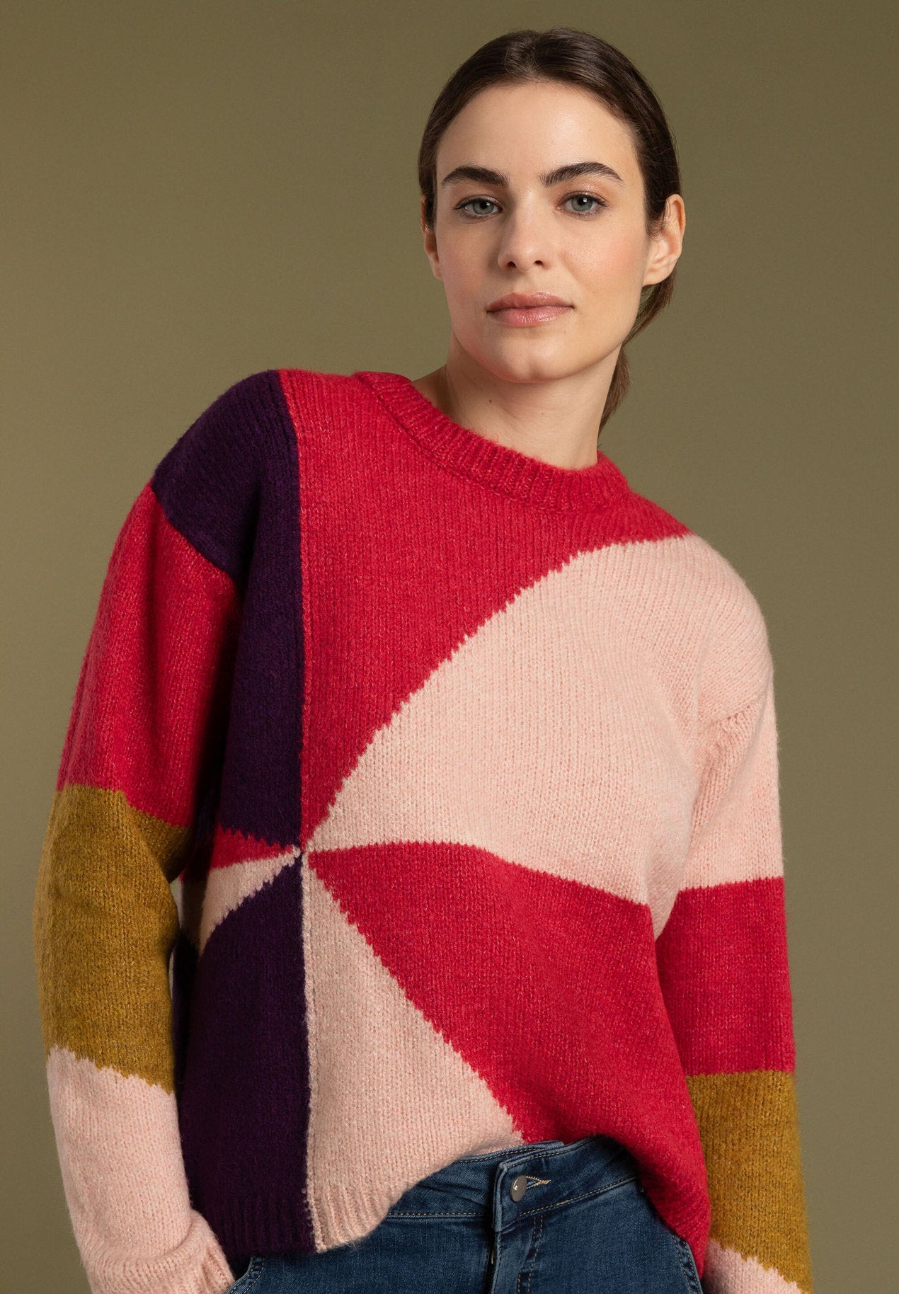 Color Blocking Sweater_31121053_5845_01