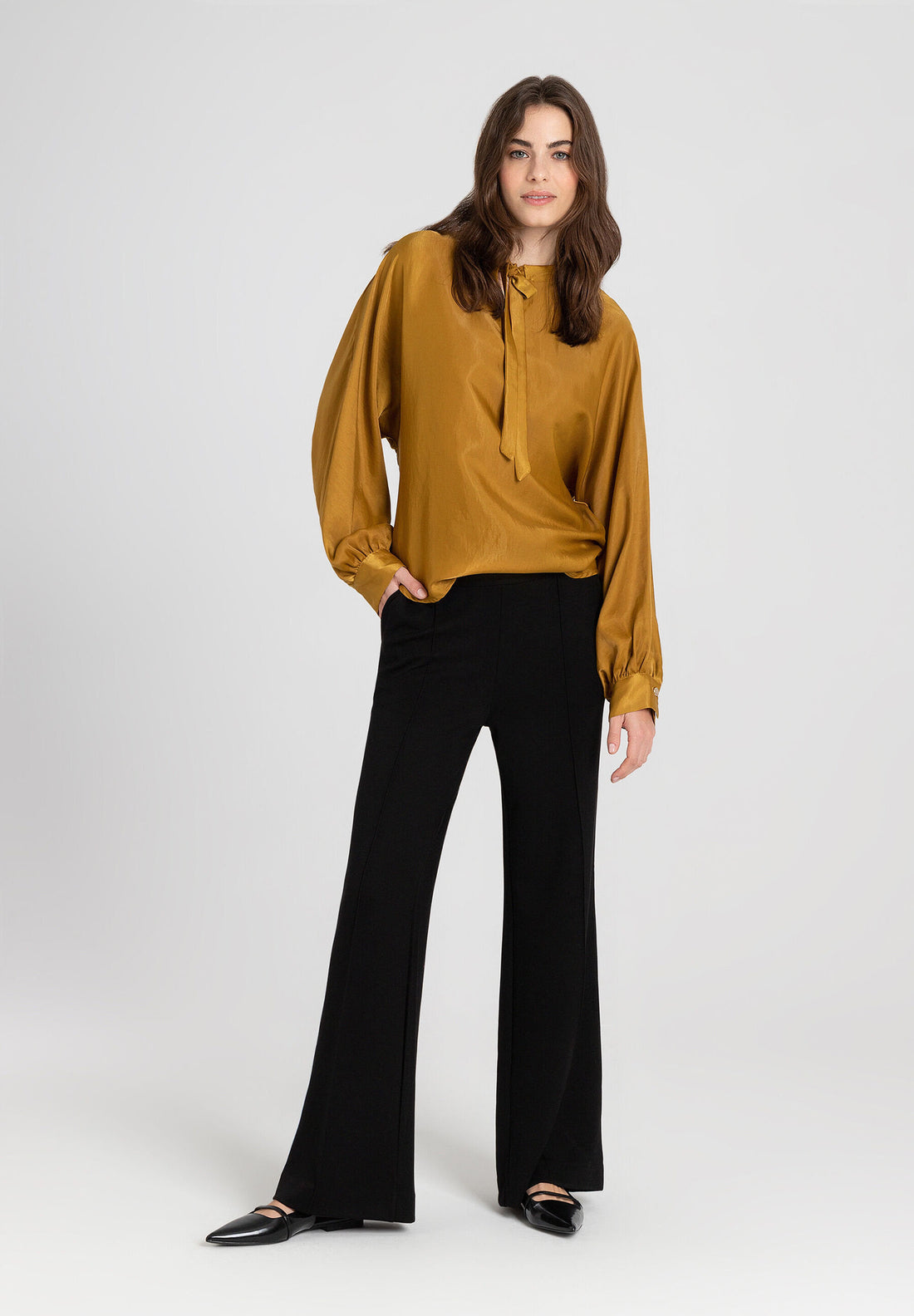 Mustard Yellow Satin Blouse With Bow_31122056_0175_02