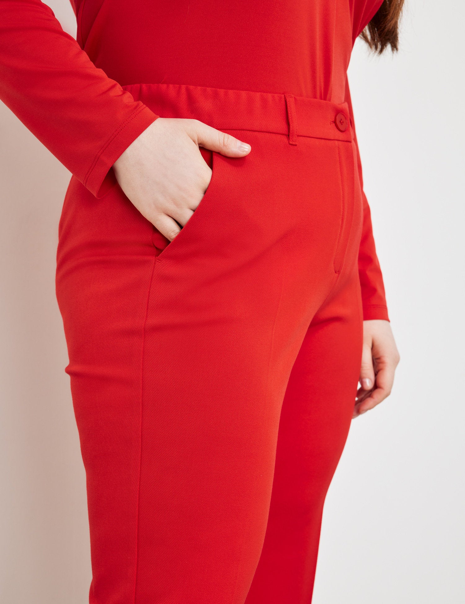 Smart Trousers With A Wide Leg, Greta_320222-21321_6380_04