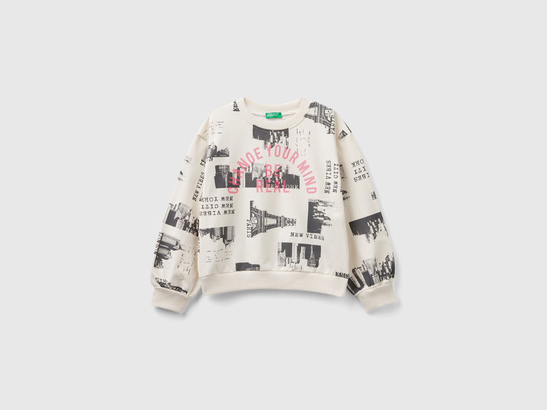 Sweatshirt With City Print And Studs_321VC10GK_83B_01