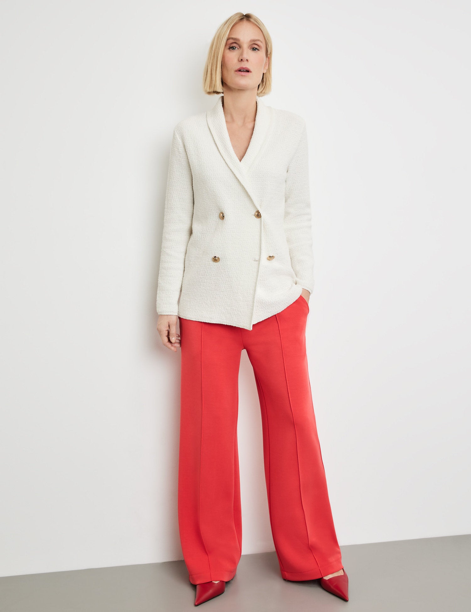 Cardigan In A Textured Knit With A Double-Breasted Button Placket_330019-35738_99700_05