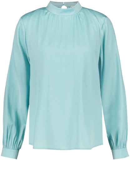 Flowing Blouse With A Stand-Up Collar_360067-31460_80938_02