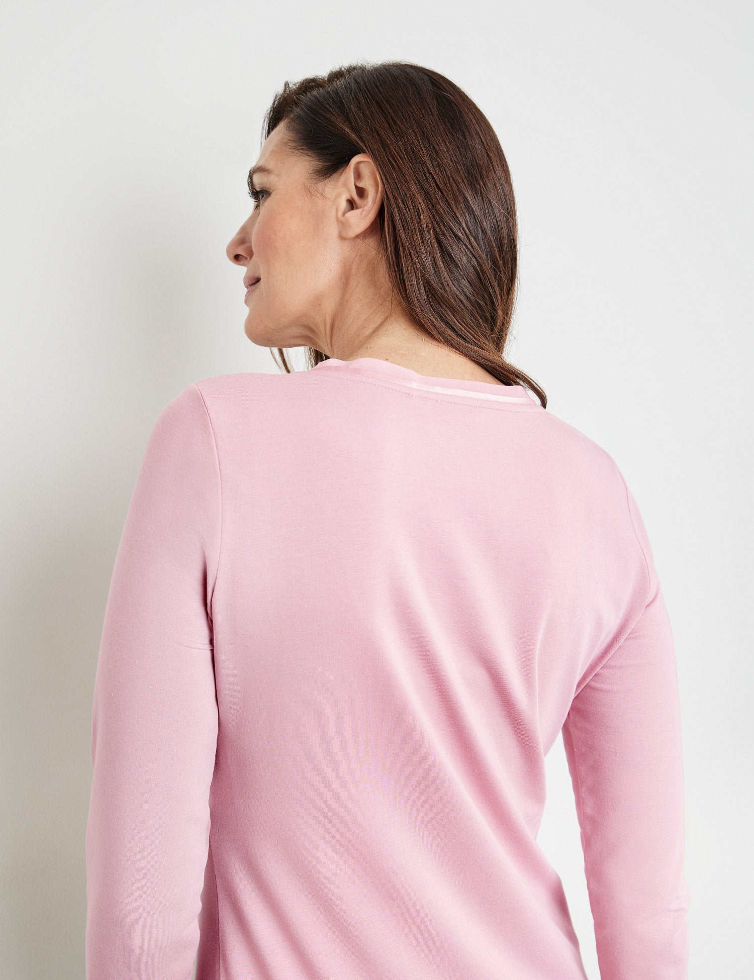 Long Sleeve Top With A Sheer Neckline Trim_370294-35060_30916_06