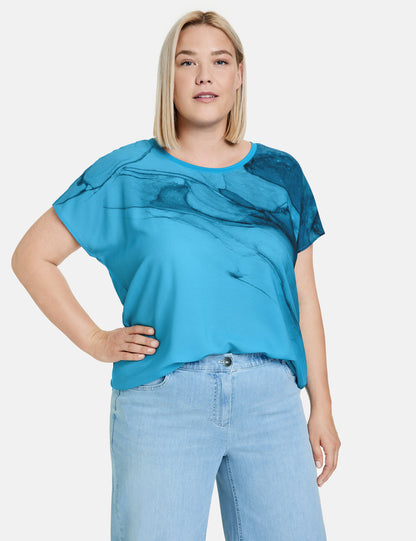 Short Sleeve Top With A Satin Front_07
