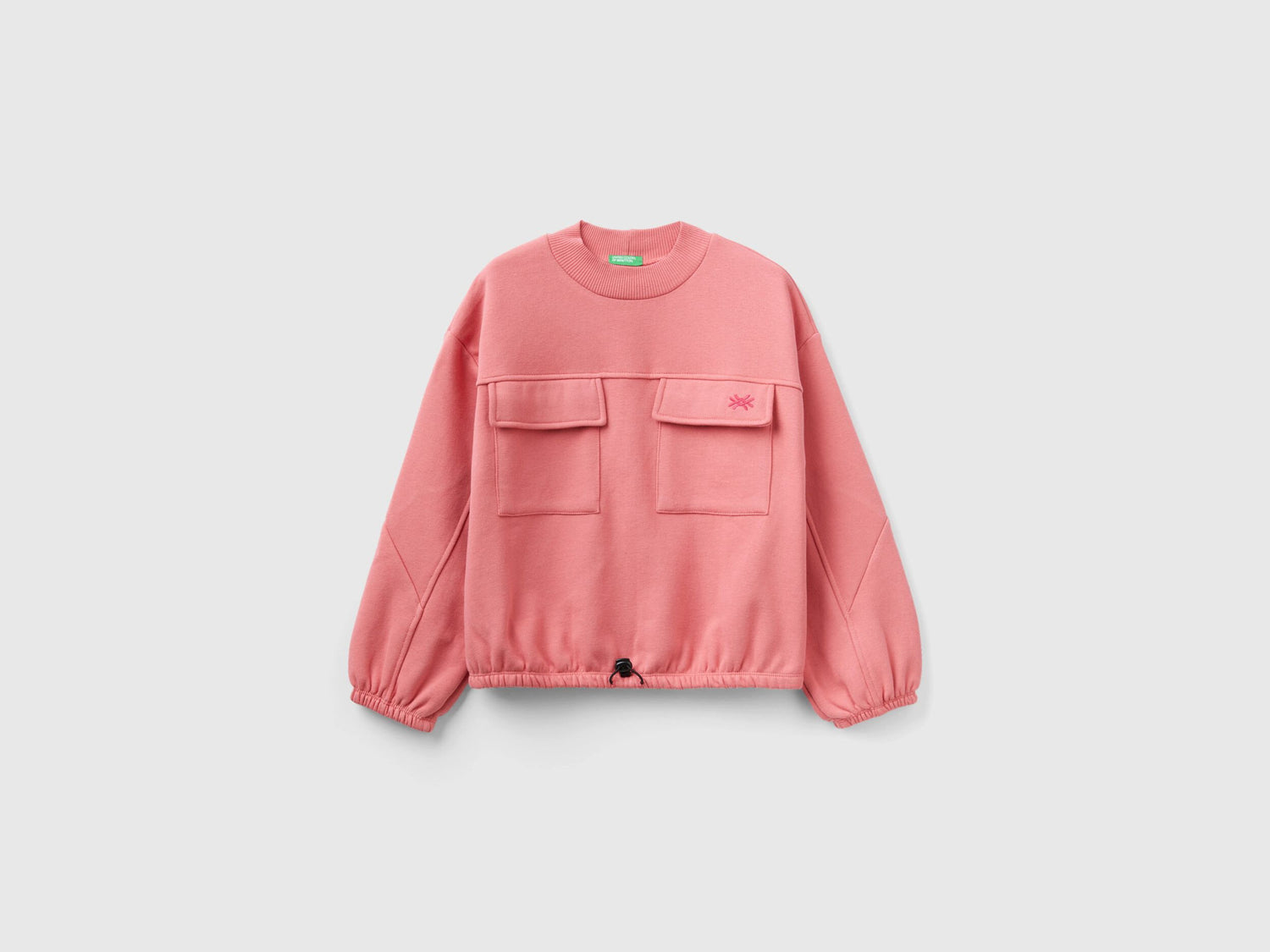 Boxy Fit Sweatshirt With Pockets_3EB5C10F0_11F_01