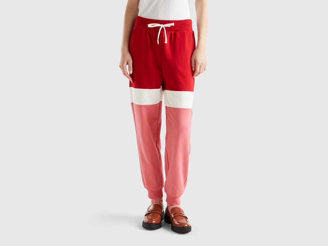 Pink And Red Joggers_3FPPUF00X_0V3_02