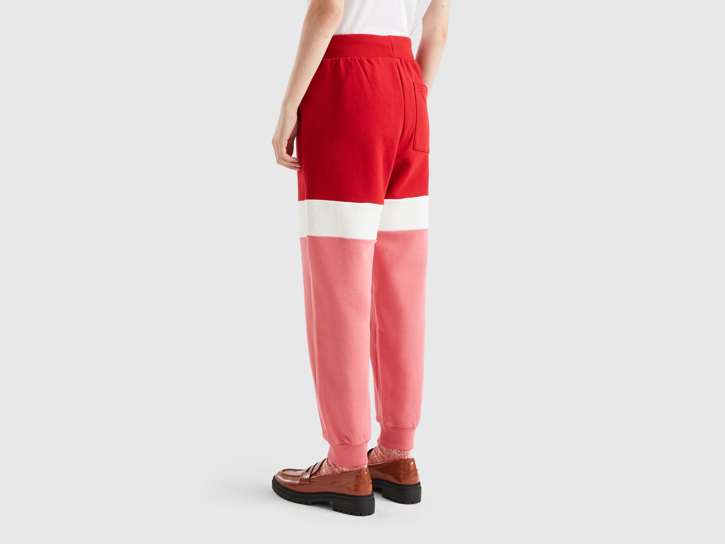 Pink And Red Joggers_3FPPUF00X_0V3_03
