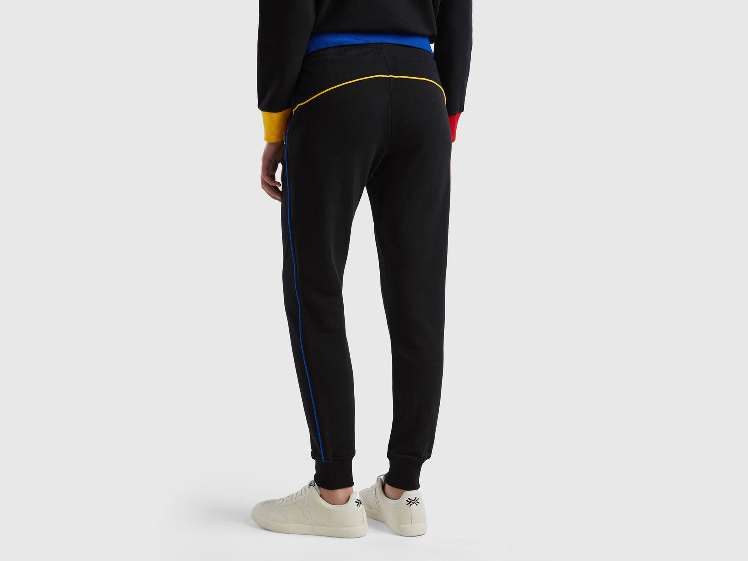 Joggers With Drawstring_3J68DF010_902_02
