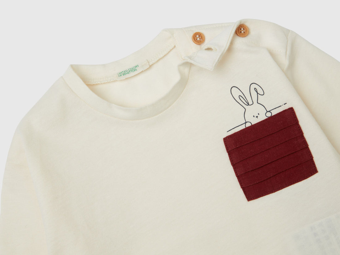 T-Shirt With Pleated Pocket
