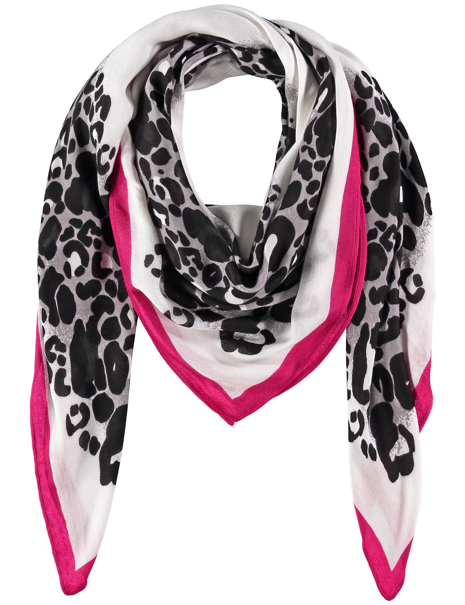 Scarf With An Animal Print_400401-13301_3402_02