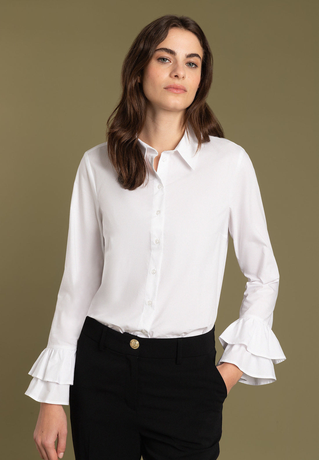 White Blouse With Statement Sleeves_41012005_0010_01