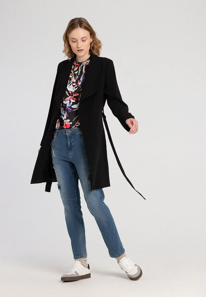 Black Coat With Spade Collar_41017000_0790_02