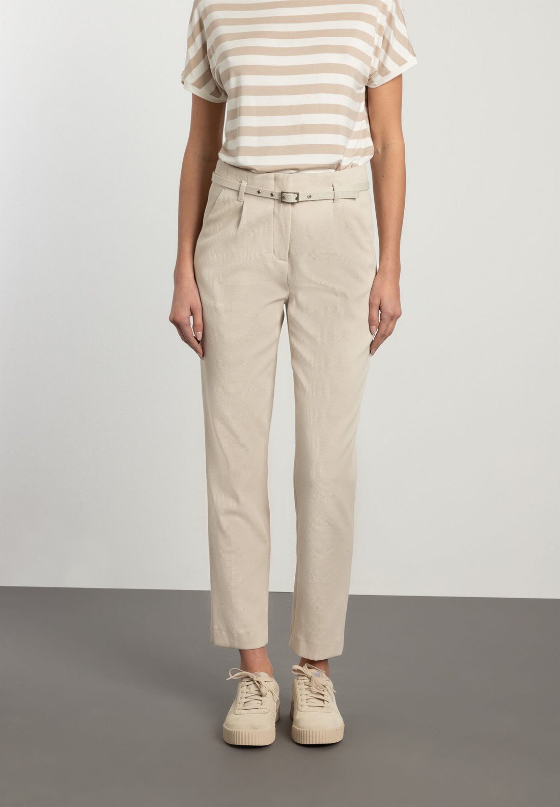 Almond Structured Suit Trousers With Belt_41024050_0036_01