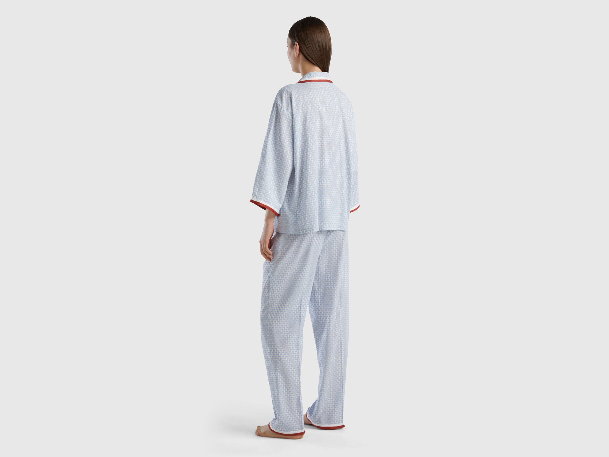 Monogram Pyjamas In Sustainable Viscose_41HH3P00E_61R_02