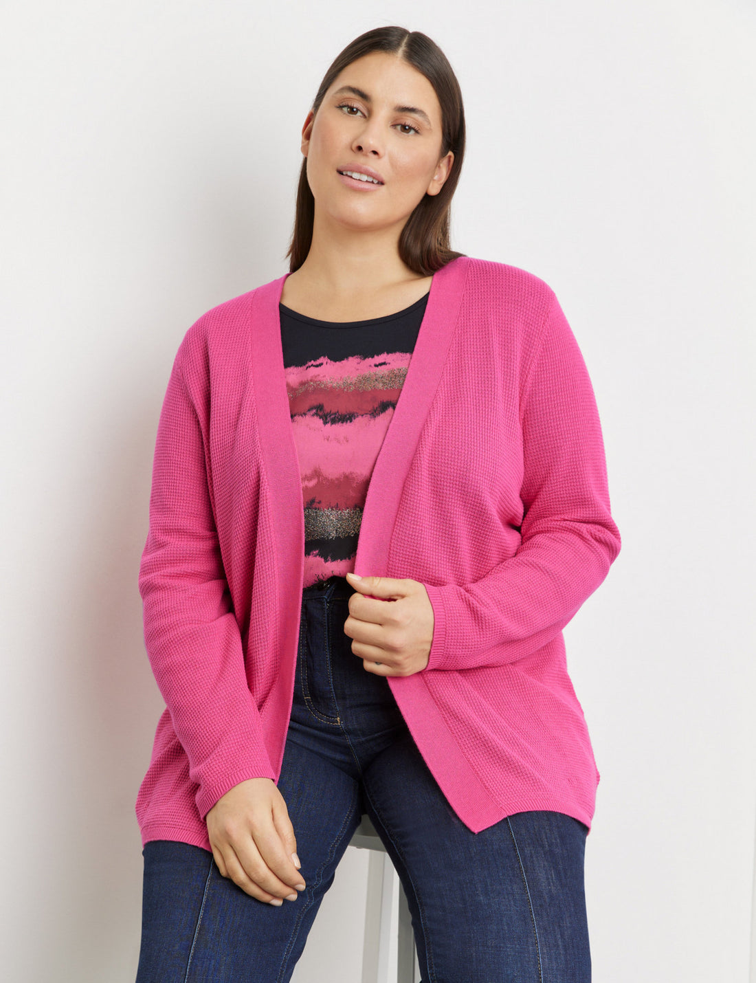 Open Cardigan In A Textured Knit_432002-25103_3440_05