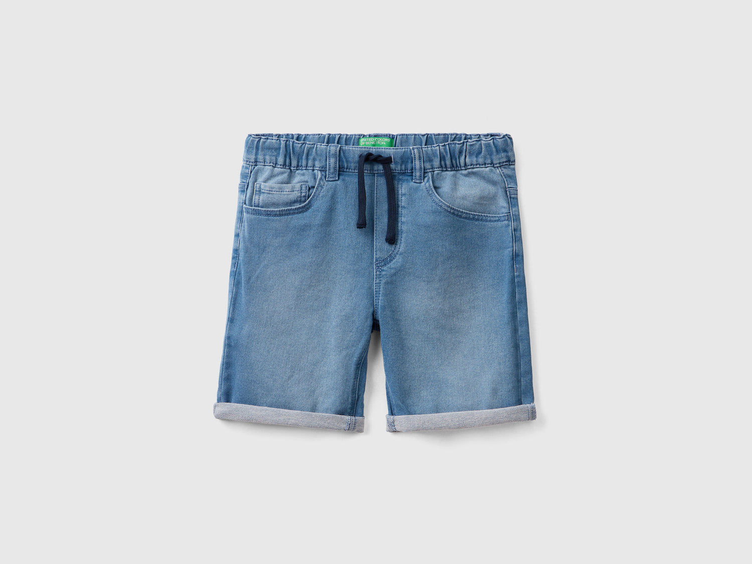 Bermudas In Stretch Denim_49BPC9015_902_01