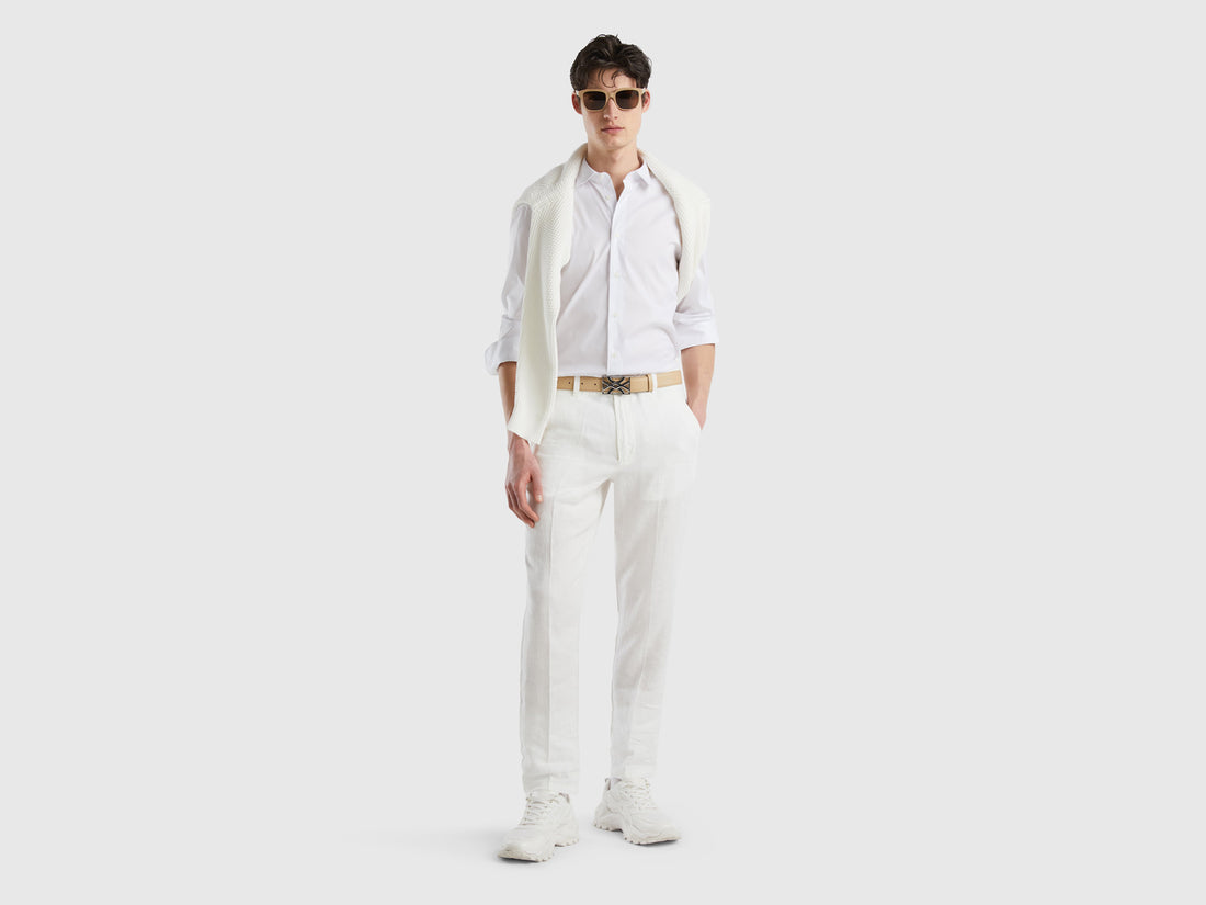 Chinos In Pure Linen_4AGH55HW8_074_02