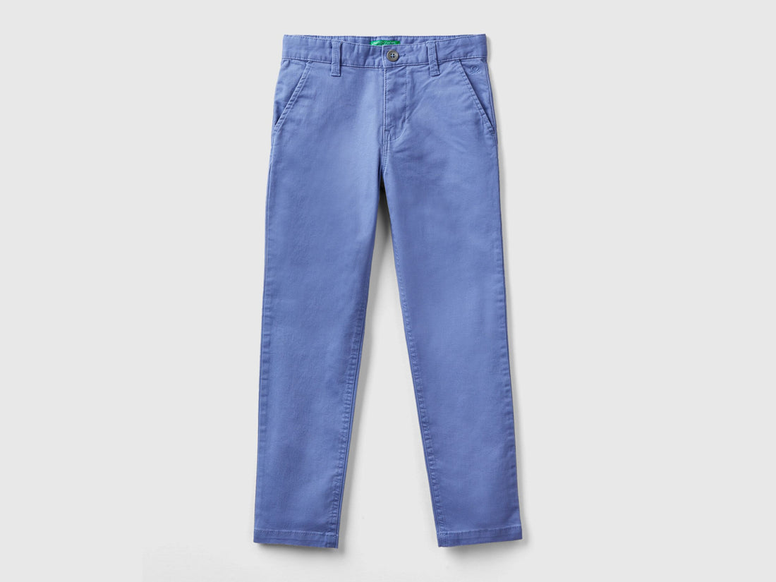Slim Fit Chinos In Stretch Cotton_4HM6CF011_05N_01