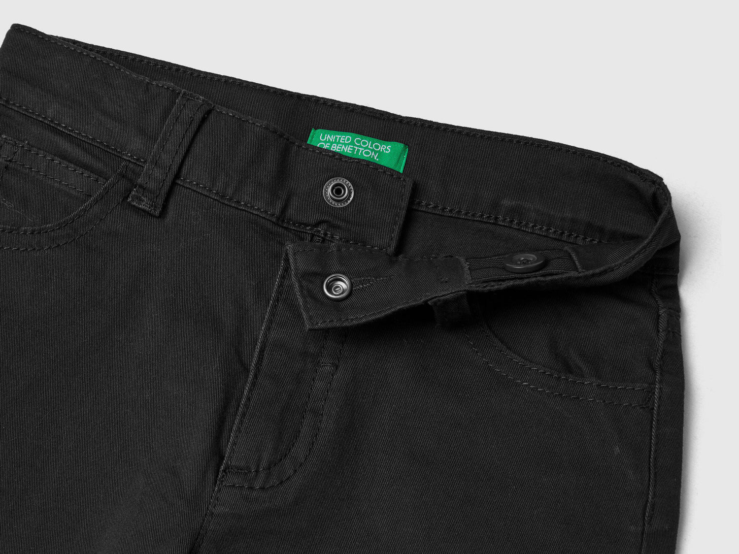 Five-Pocket Slim Fit Trousers_4NV3GE009_100_03