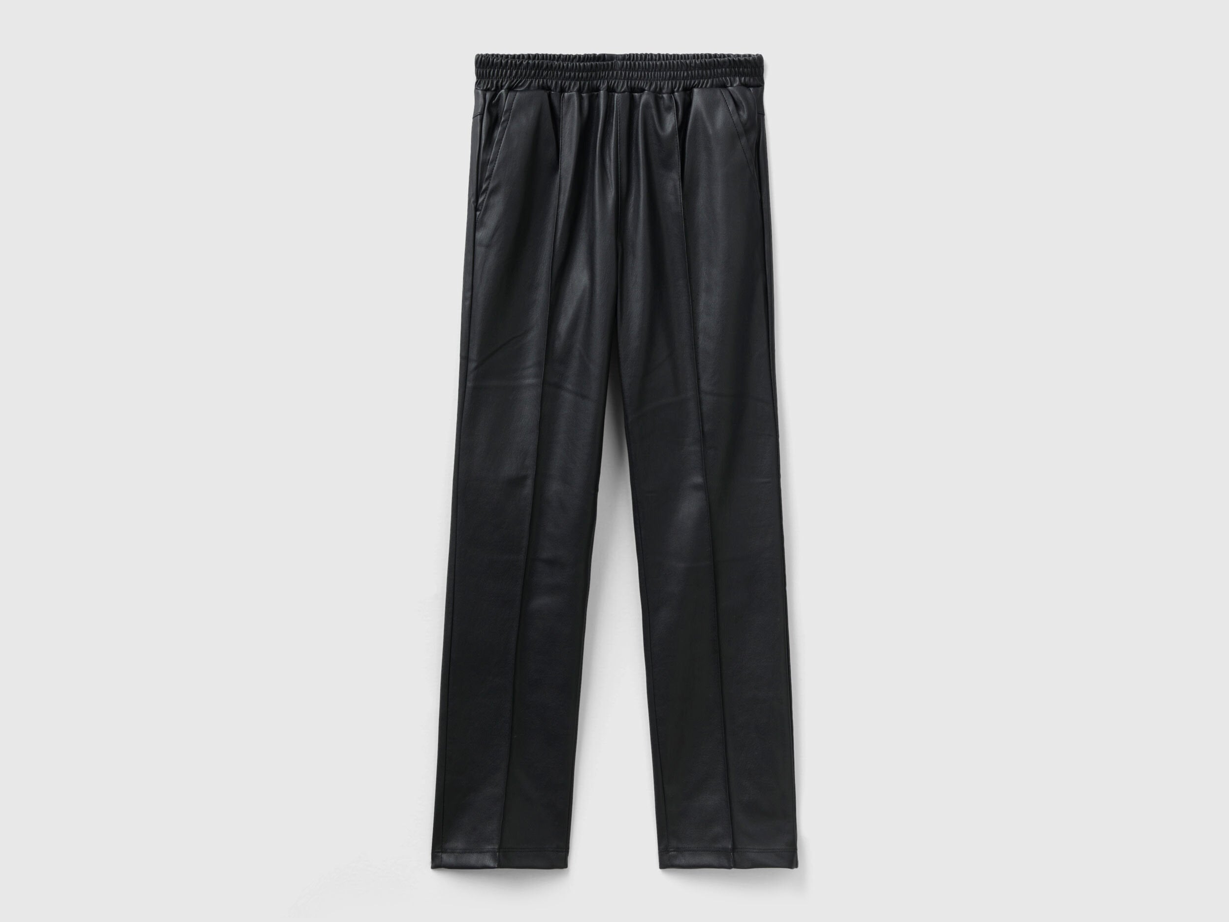 Slim Fit Trousers In Imitation Leather Fabric_4VF8CF027_100_01