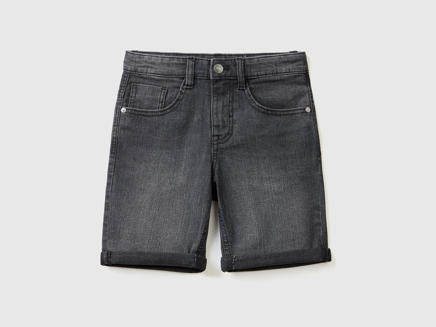 Slim Fit Bermudas In &quot;Eco-Recycle&quot; Denim_4XA2C9013_700_01