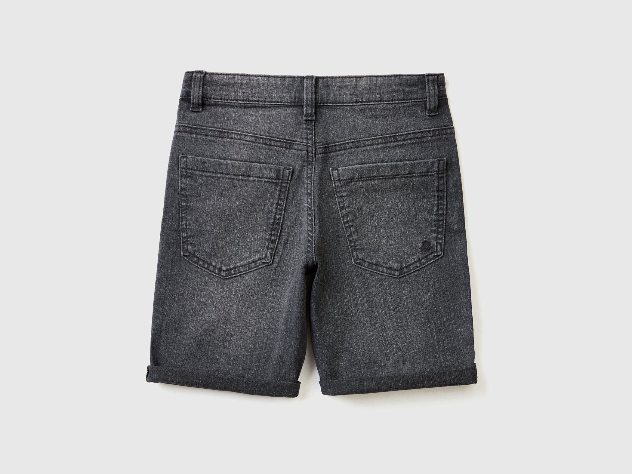 Slim Fit Bermudas In &quot;Eco-Recycle&quot; Denim_4XA2C9013_700_02