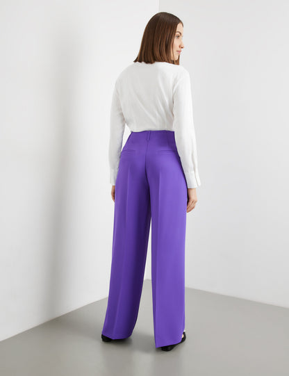 Elegant Wide-Leg Trousers Made Of Stretch Fabric_520303-11054_8810_06