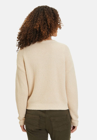 Knitted Sweater With Round Neckline_5615-3037_7300_03