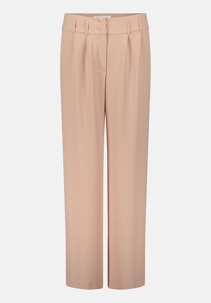 Suit Trousers
With Pockets_6448-3123_7310_04