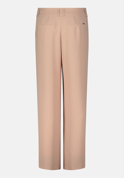 Suit Trousers
With Pockets_6448-3123_7310_05