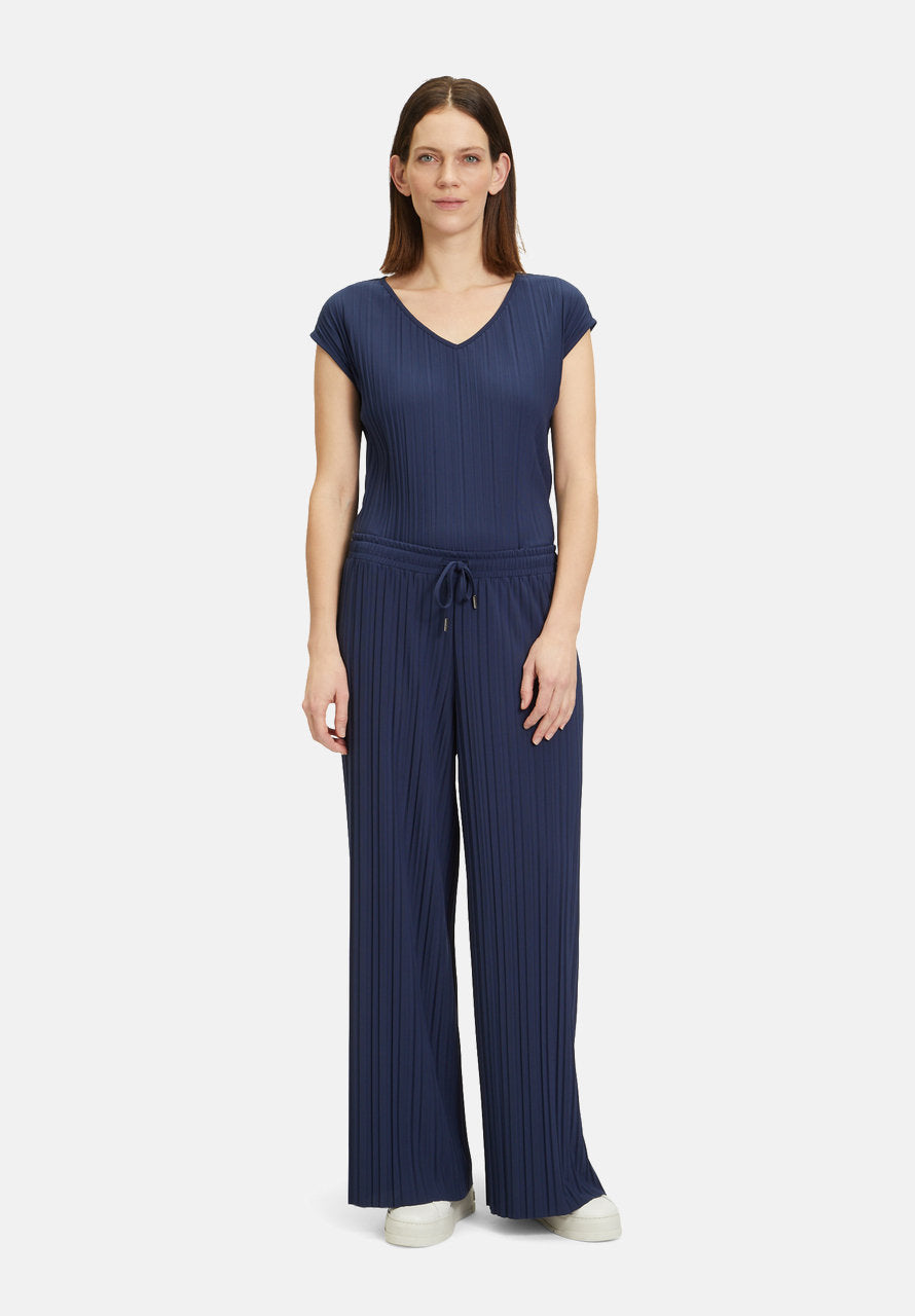 Stretch Trousers With Pleats_6470-3363_8543_04