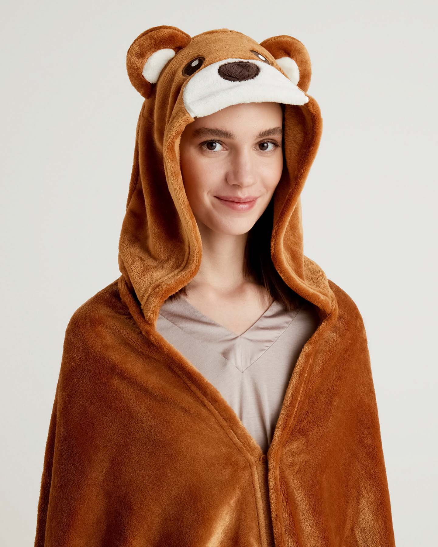 Brown Poncho Benetton