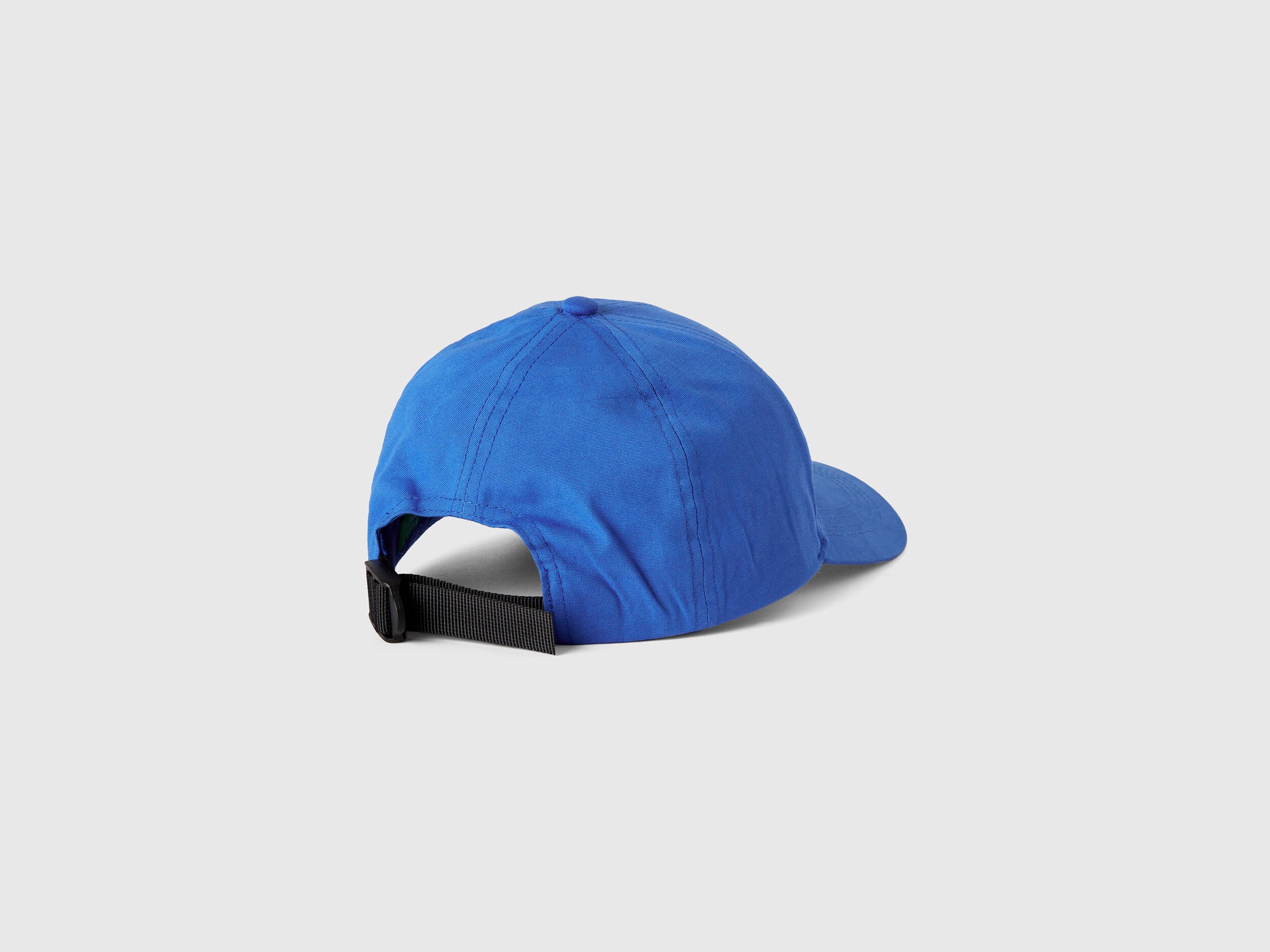 Cap With Brim_6G0QCA01Y_3M6_02