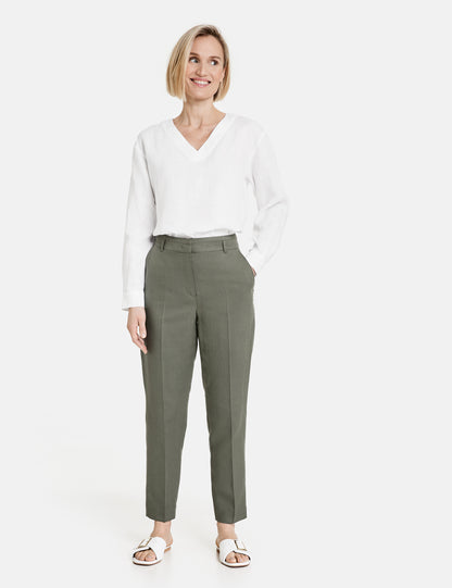 7/8-Length Trousers With Pressed Pleats