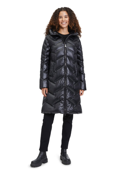 Black Puffer Jacket With Detachable Sleeves_7513-1548_9045_03