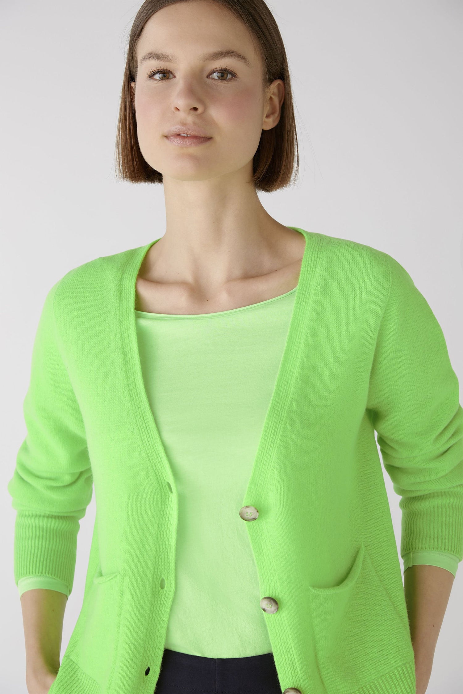 Cardigan Air Cashmere_79548_6098_05