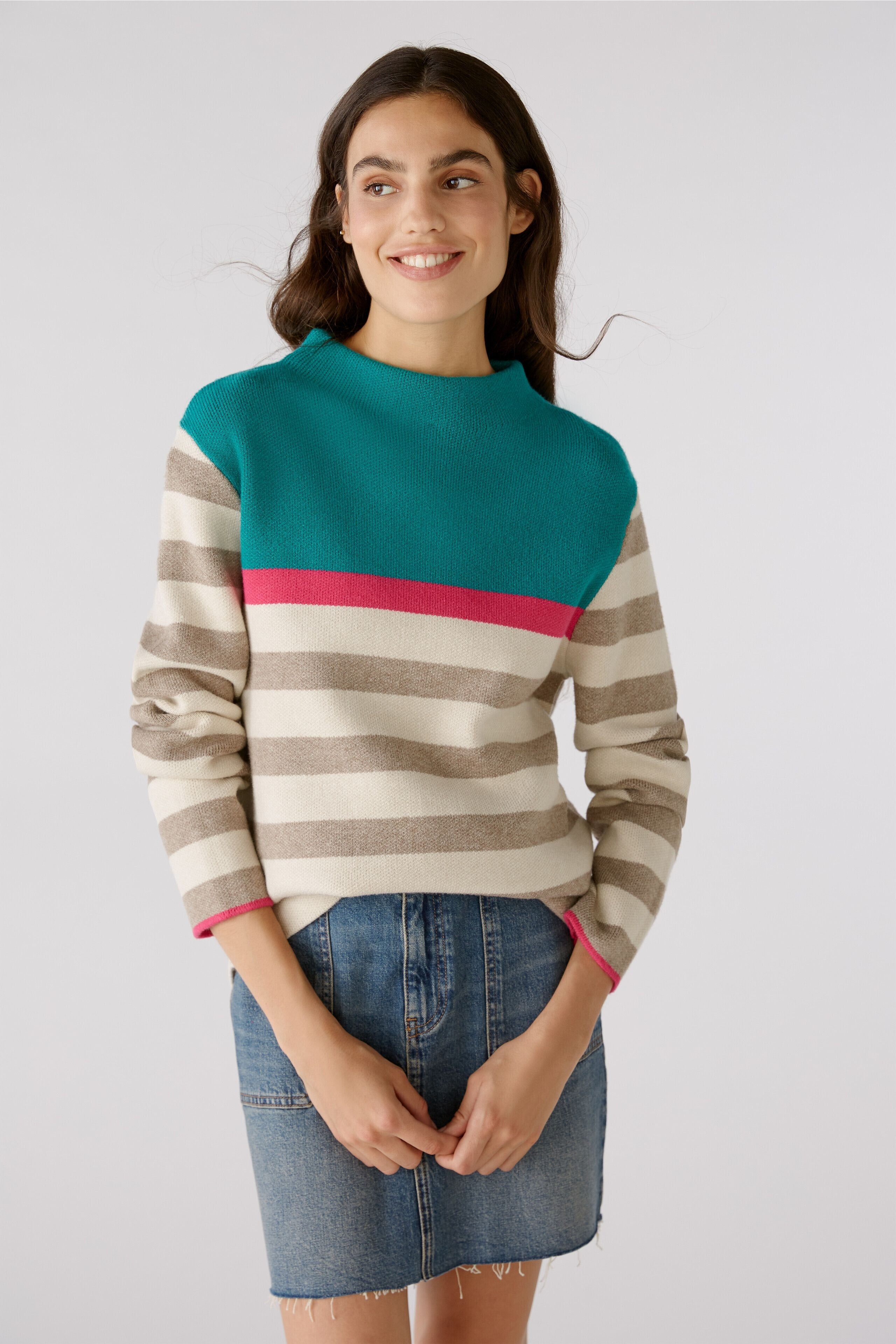 Multi-Color Knitted Sweater In Viscose Blend_05