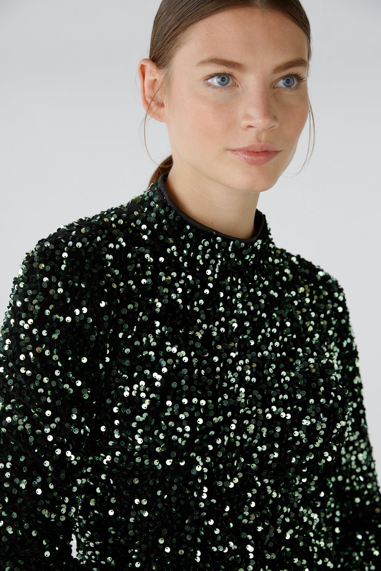 Green Embellished Dress With Mockneck_80074_6672_04